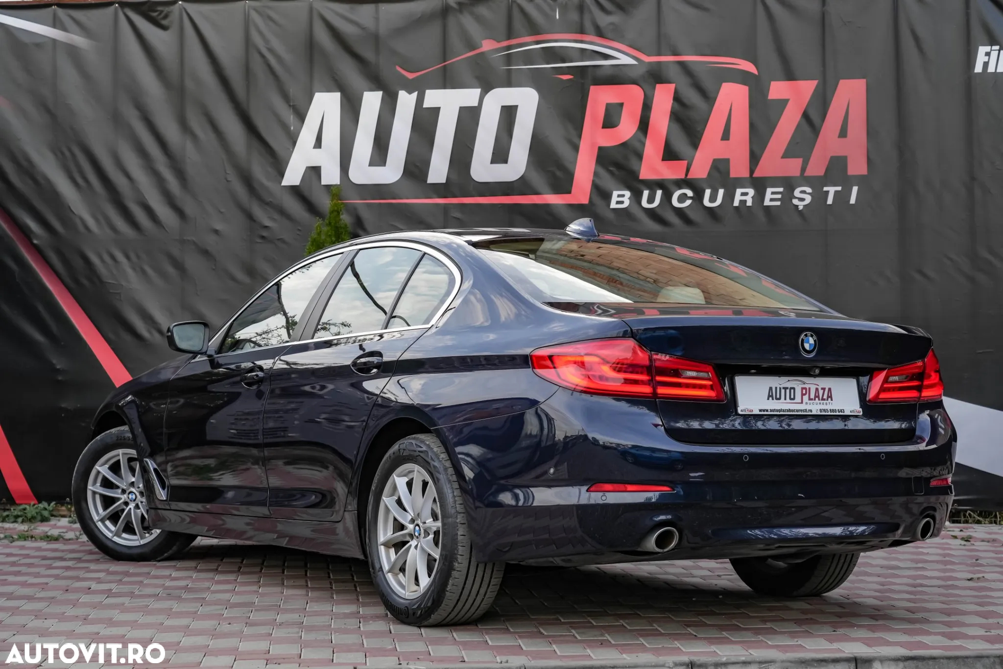 BMW Seria 5 520d AT - 6
