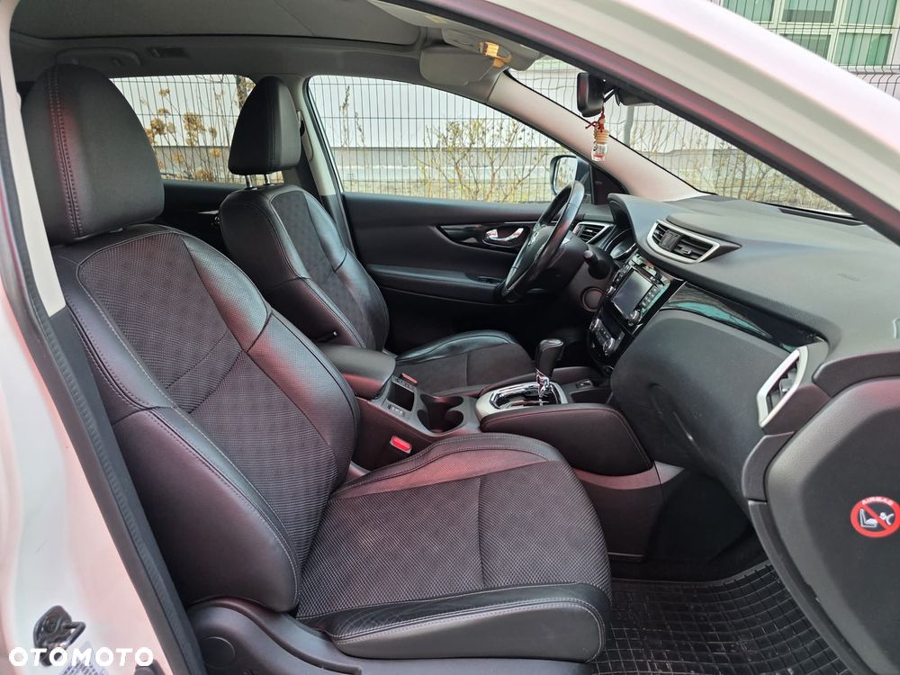 Nissan Qashqai 1.6 DCi Tekna Xtronic EU6 - 20