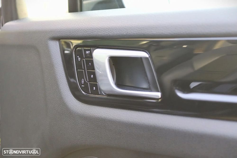 Porsche Cayenne E-Hybrid - 44