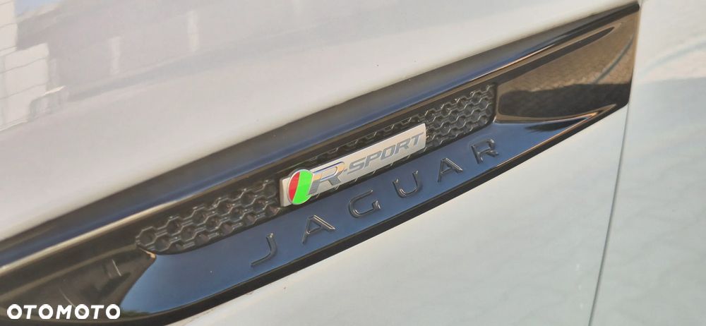 Jaguar F-Pace 2.0 i4D AWD R-Sport - 10