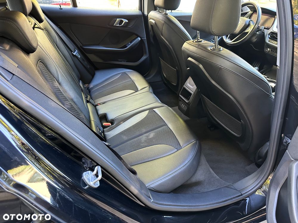 BMW Seria 1 118i Advantage - 9