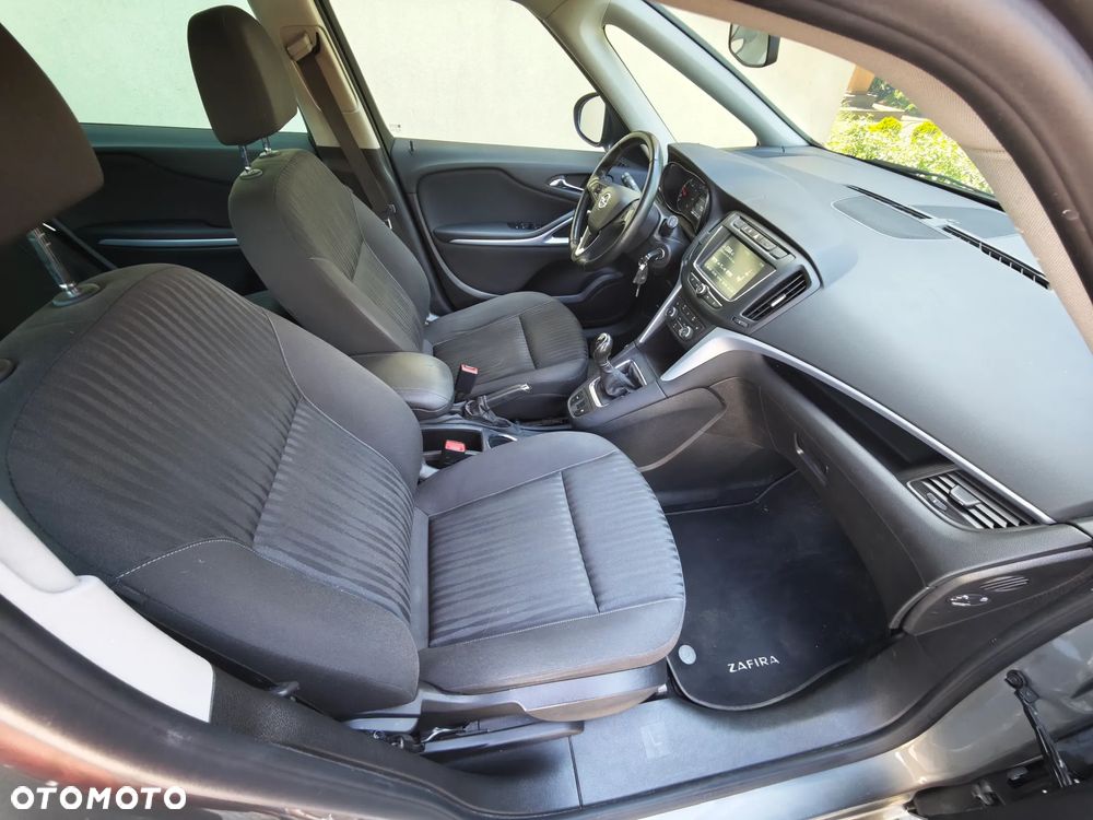 Opel Zafira 1.6 CDTI Enjoy S&S - 24