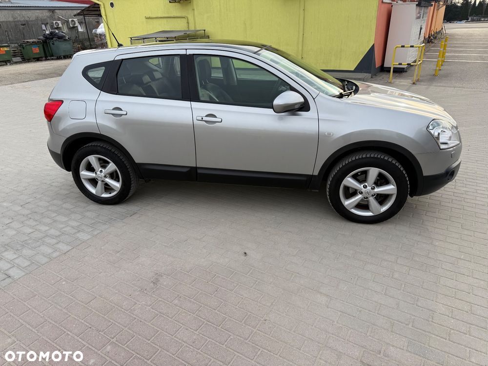 Nissan Qashqai 2.0 tekna - 8