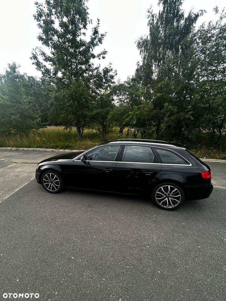 Audi A4 Avant 2.0 TDI Quattro - 26