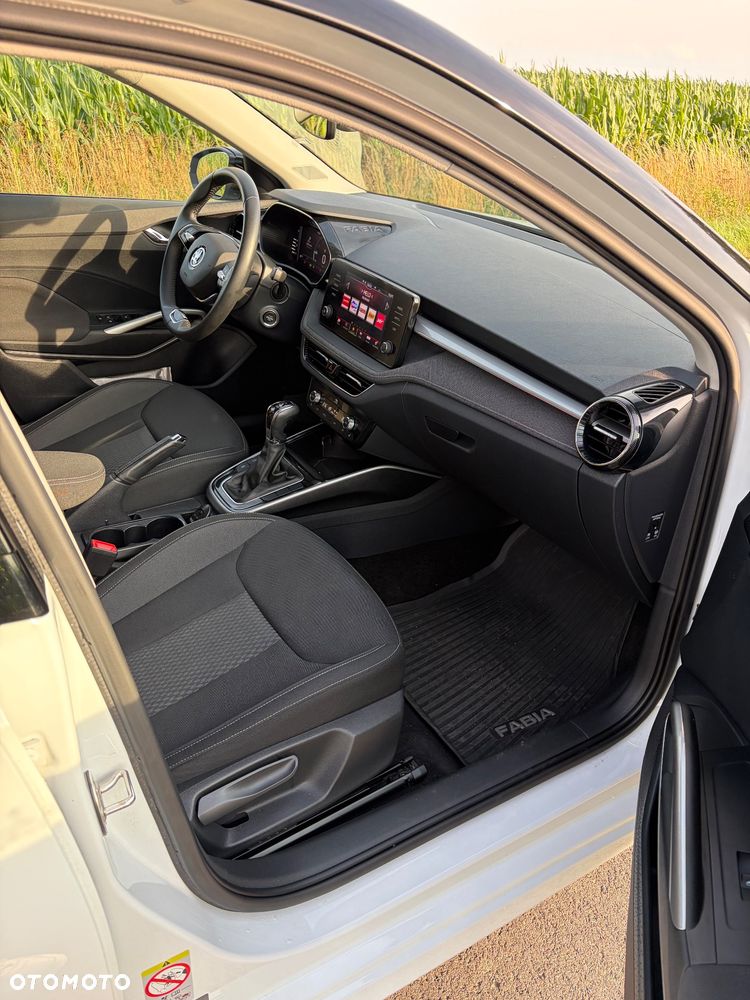 Skoda Fabia 1.0 TSI Ambition DSG - 20