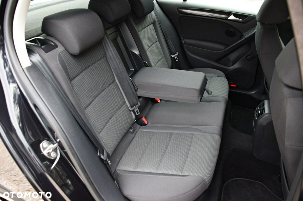 Volkswagen Golf 1.4 Comfortline - 33