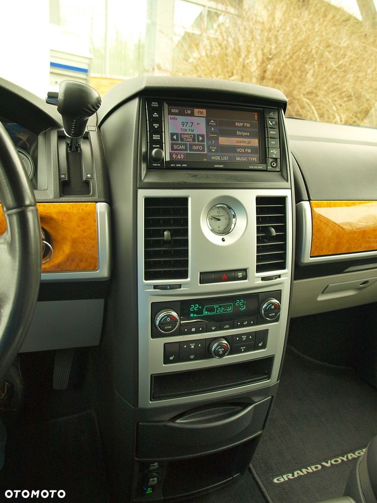 Chrysler Grand Voyager 3.8 V6 Limited - 28