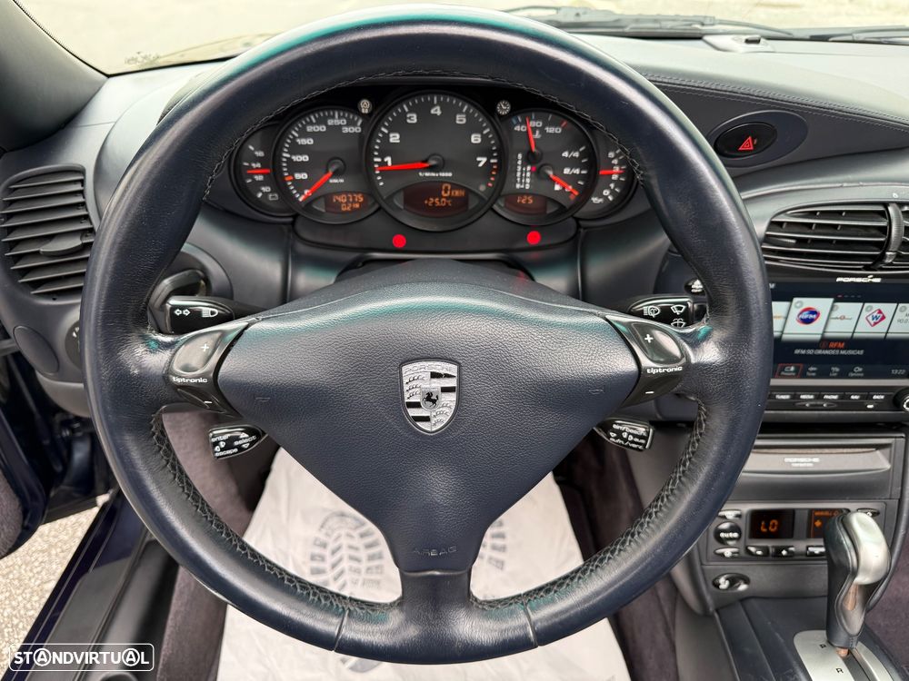 Porsche 911 Série F - 17