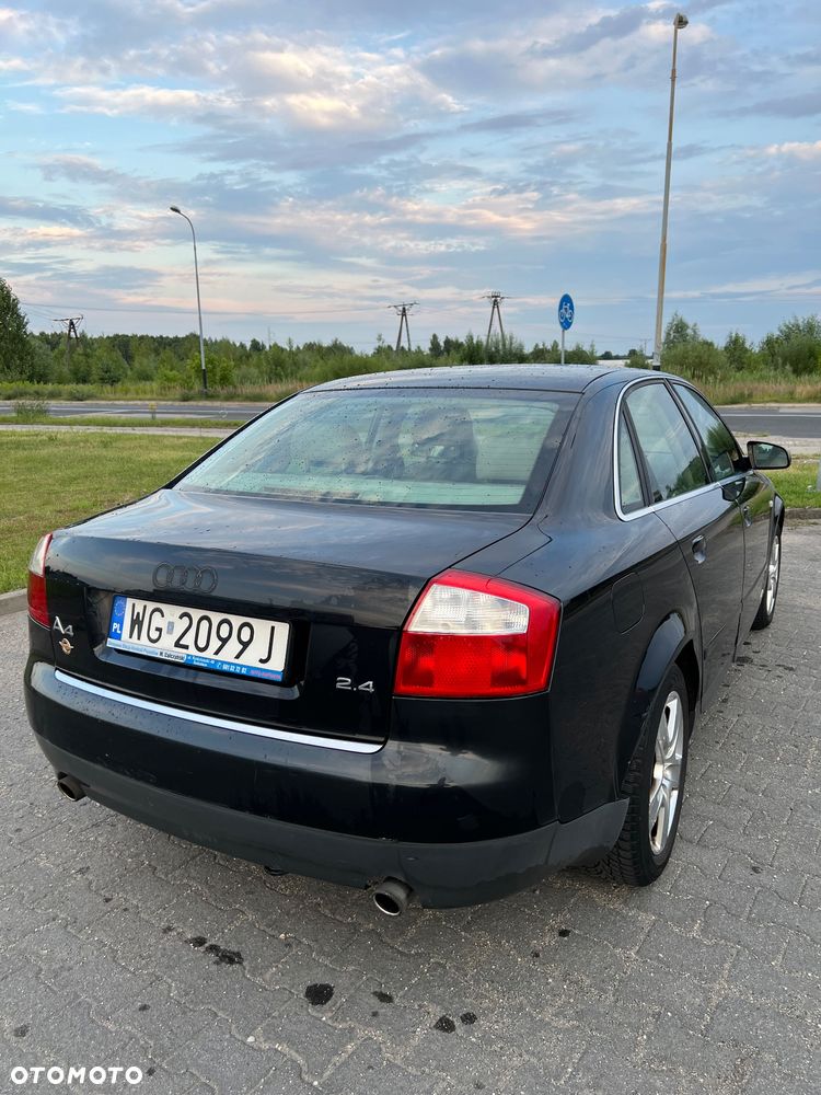 Audi A4 ver-2-4 - 12