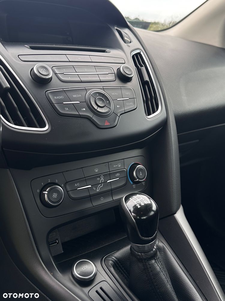 Ford Focus 1.6 Trend - 20
