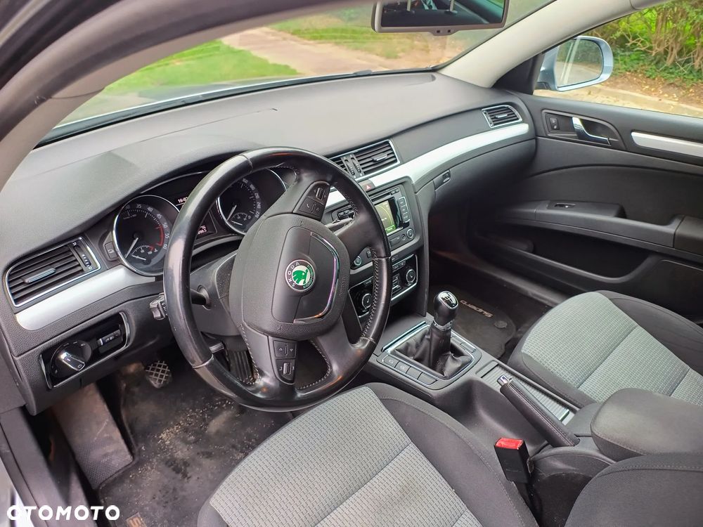 Skoda Superb 1.6 TDI Active Greenline - 8