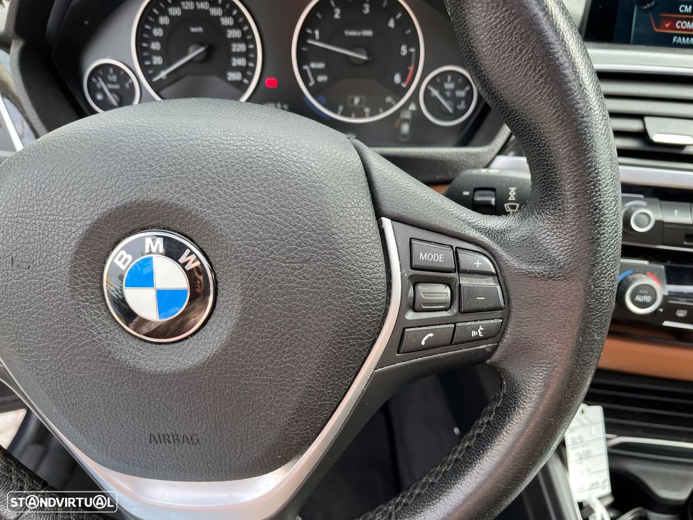 BMW 318 Gran Turismo d Auto Line Luxury - 31