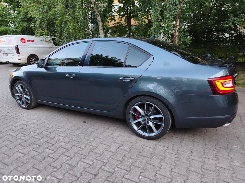 Skoda Octavia 2.0 TSI DSG RS 245 - 5