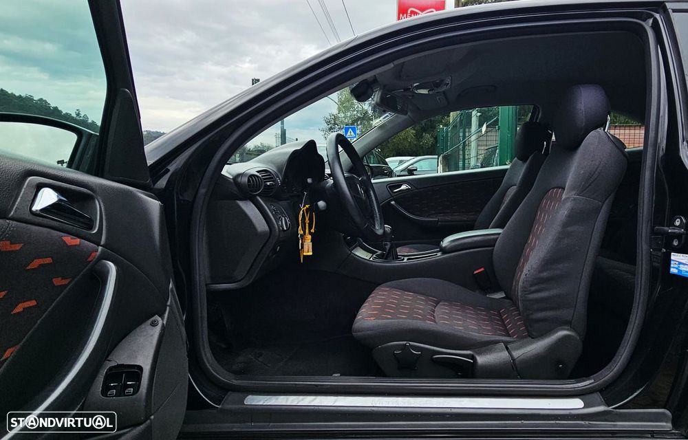 Mercedes-Benz C 220 CDI Sportcoupe - 13