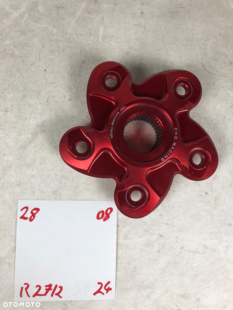 Ducati Monster 796 1100 Piasta Zabierak Mocowanie Napęd CNC Racing - 1