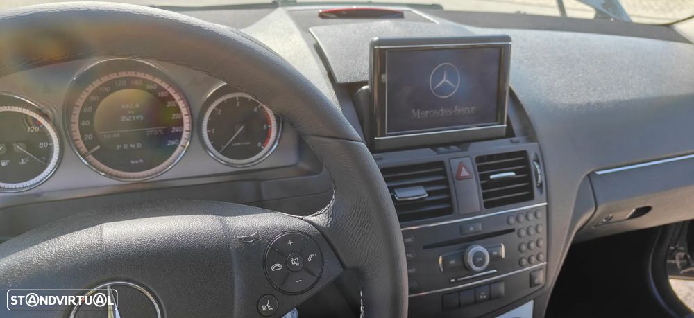 Mercedes-Benz C 220 Station CDI DPF Auto BlueEFFICIENCY Avantgarde - 18