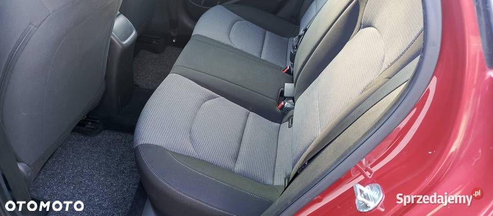 Hyundai i30 1.5 DPI Classic + - 8