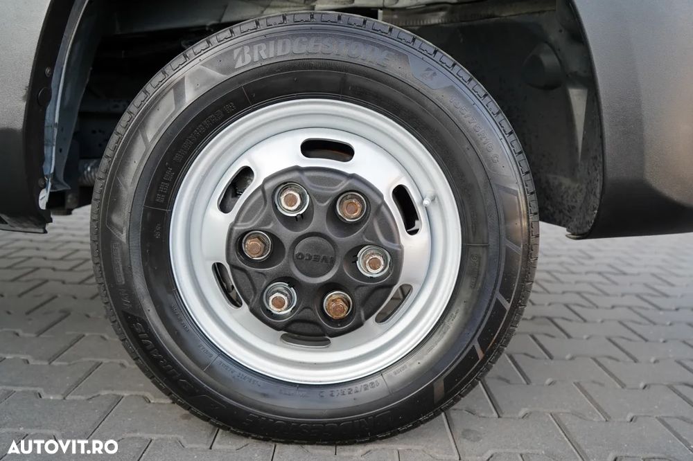 Iveco DAILY 35-140 / FRIGIDER / THERMO KING / RAFTURI / MANUAL / TWIN / - 24