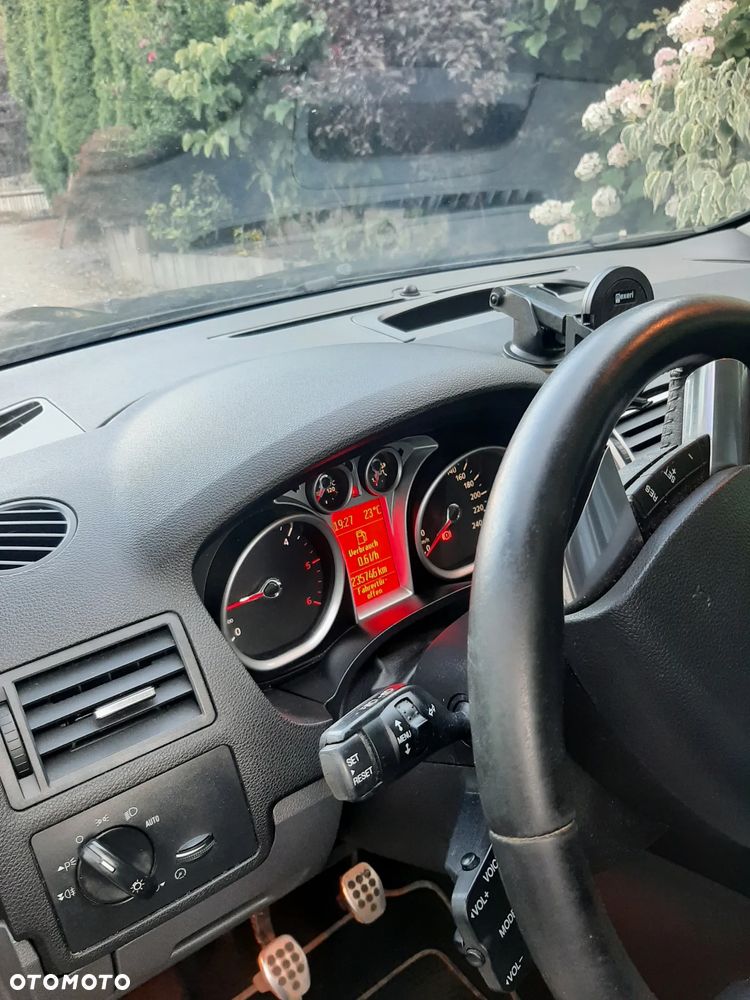 Ford Kuga 2.0 TDCi Individual - 20