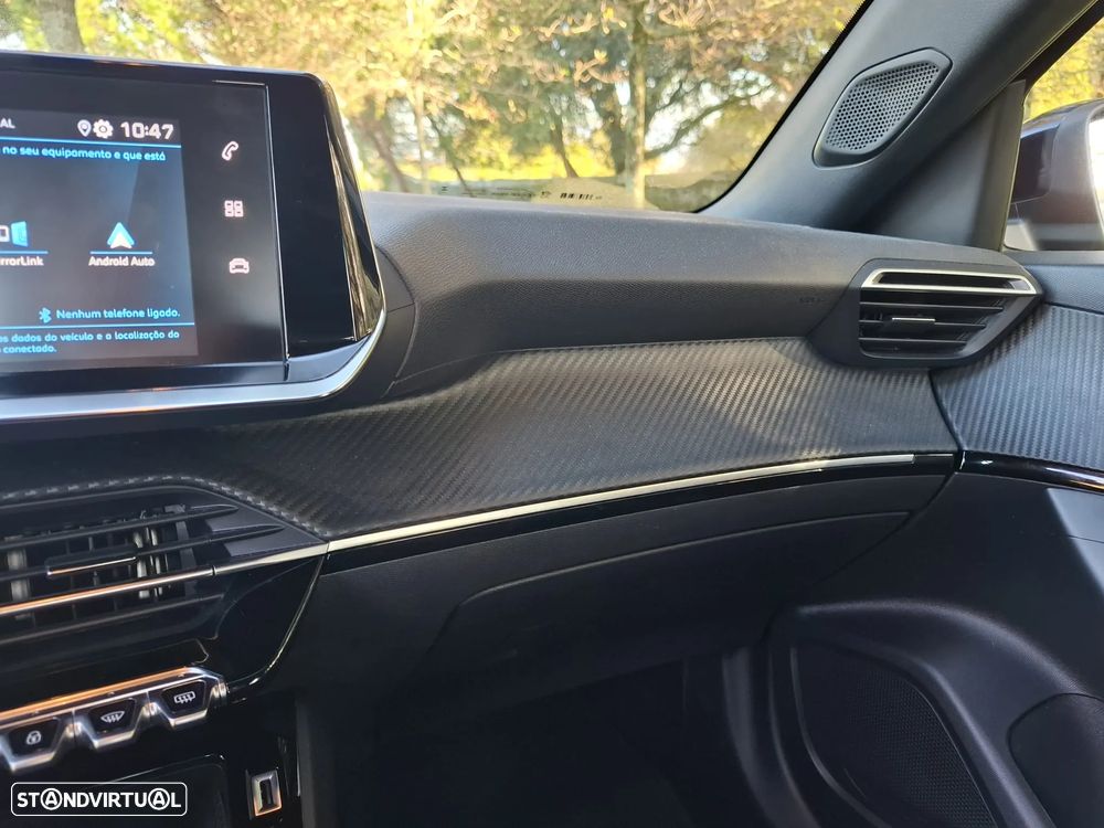 Peugeot 2008 1.2 PureTech Allure Pack - 36