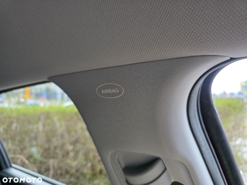 Hyundai i30 1.6 CRDI EDITION 30 - 36