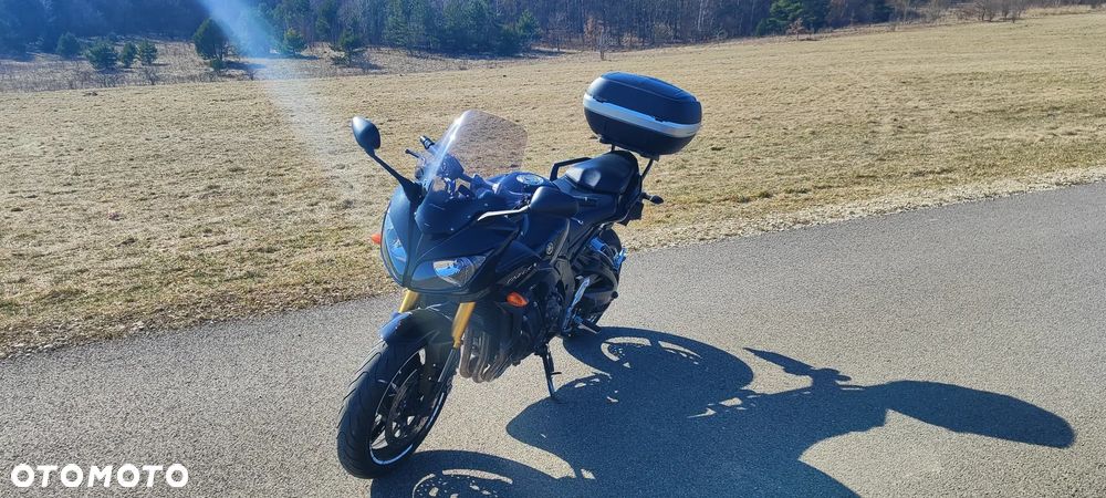 Yamaha FZ - 8