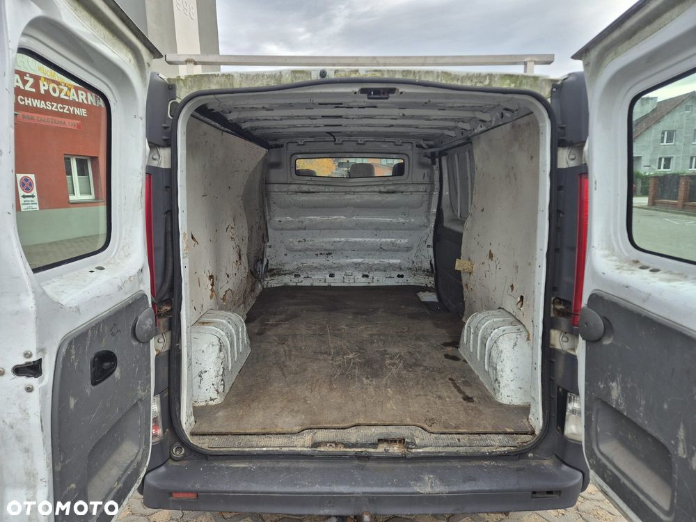 Opel vivaro - 10