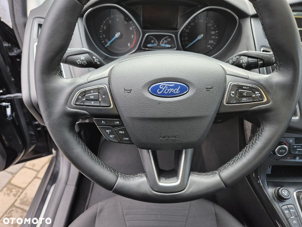 Ford Focus 1.0 EcoBoost Titanium ASS - 12