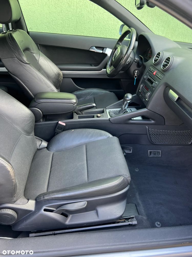 Audi A3 3-drzwiowe 2.0T FSI Ambiente S tronic - 13