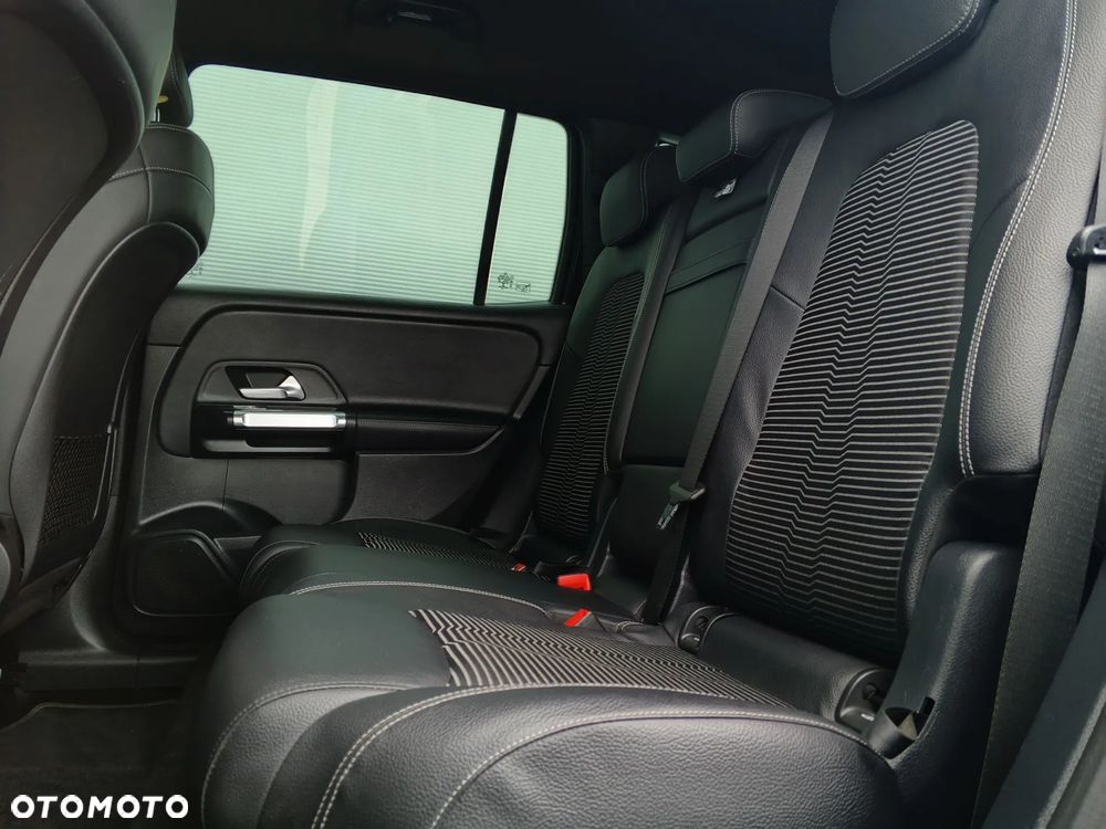 Mercedes-Benz GLB 200 d 8G-DCT EDITION 2022 - 37