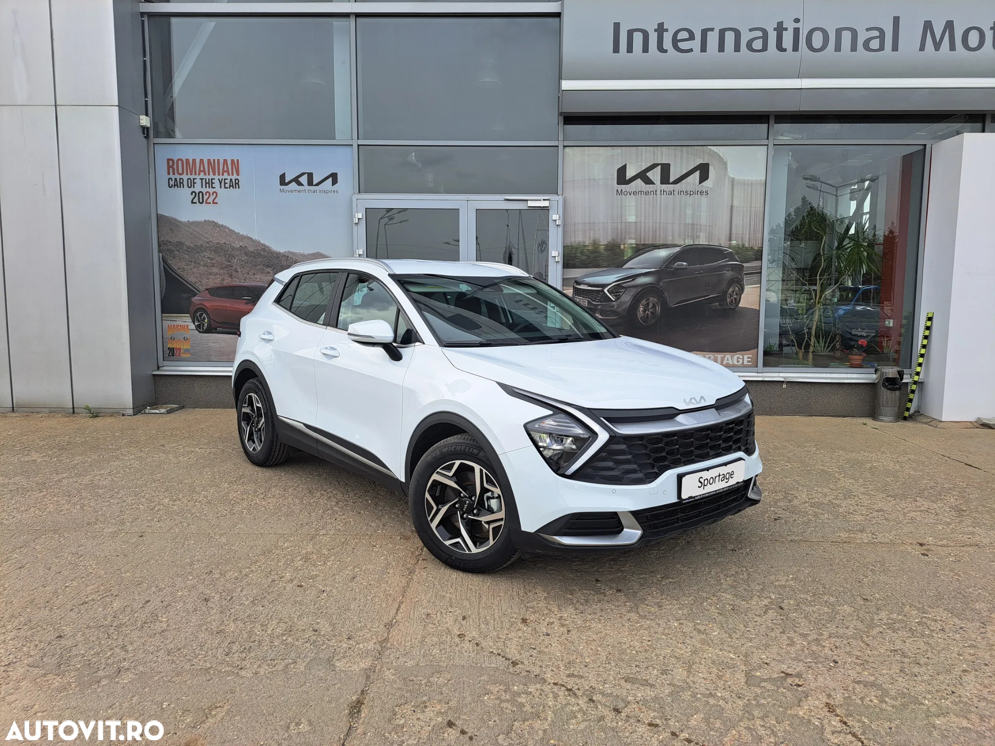 Kia Sportage 1.6 T-GDI MHEV 7DCT HP 4x2 Urban - 2