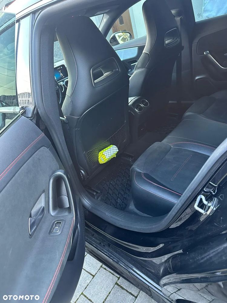 Mercedes-Benz CLA 220 d AMG Line 8G-DCT - 18