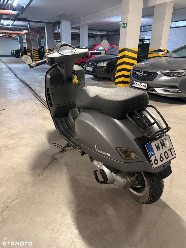 Vespa GTS - 7