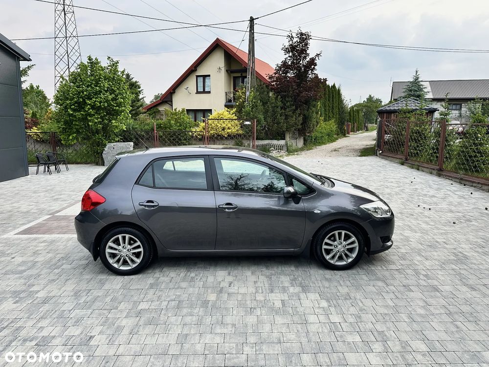 Toyota Auris 1.6 Premium Start - 5