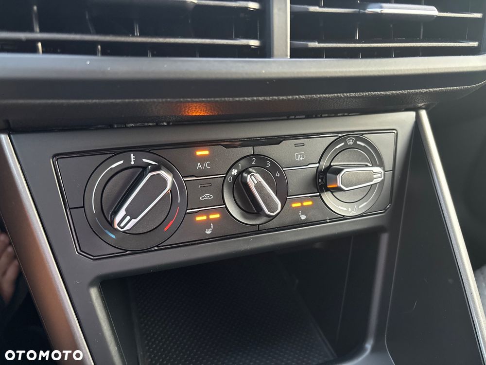 Volkswagen Polo - 15