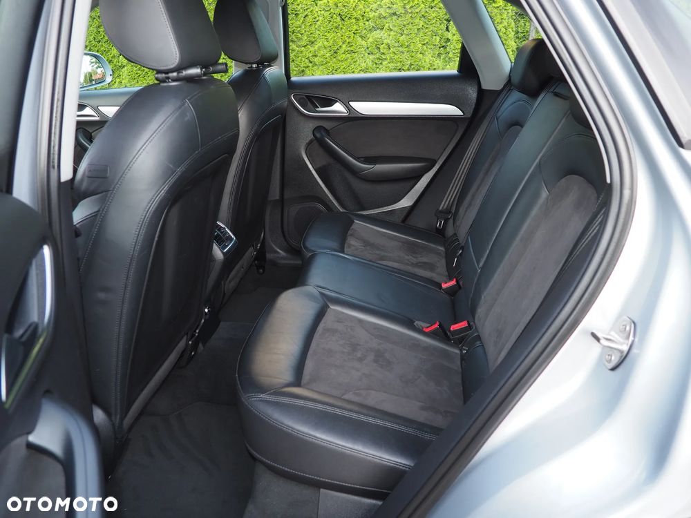 Audi Q3 2.0 TFSI Quattro S tronic - 24