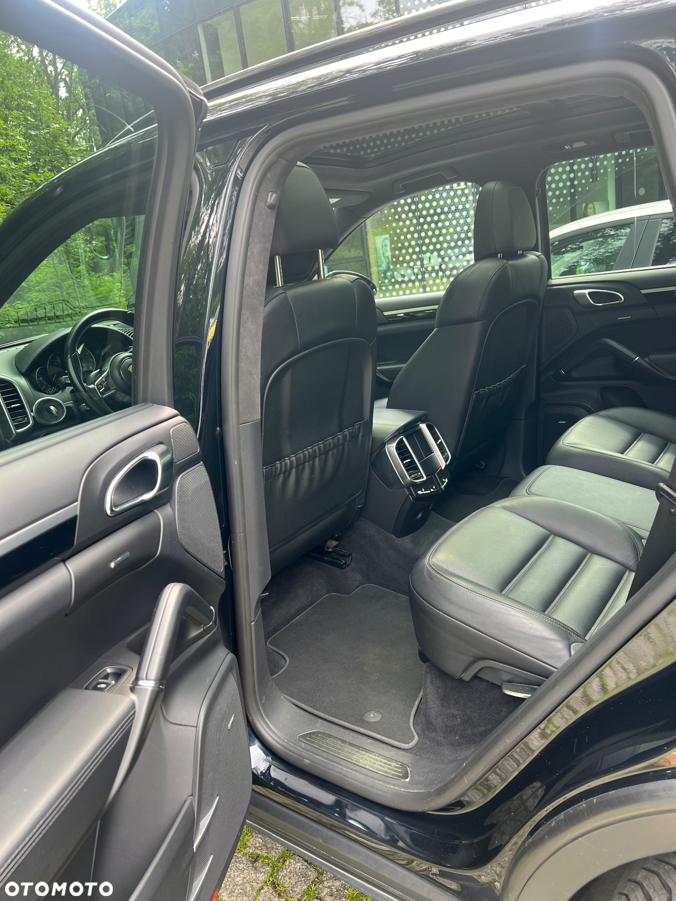 Porsche Cayenne S - 8