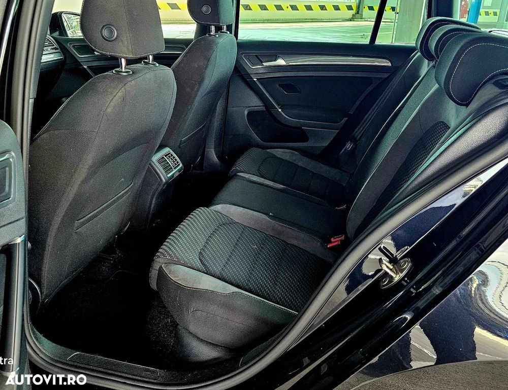 Volkswagen Golf 1.0 eTSI OPF DSG Life - 13