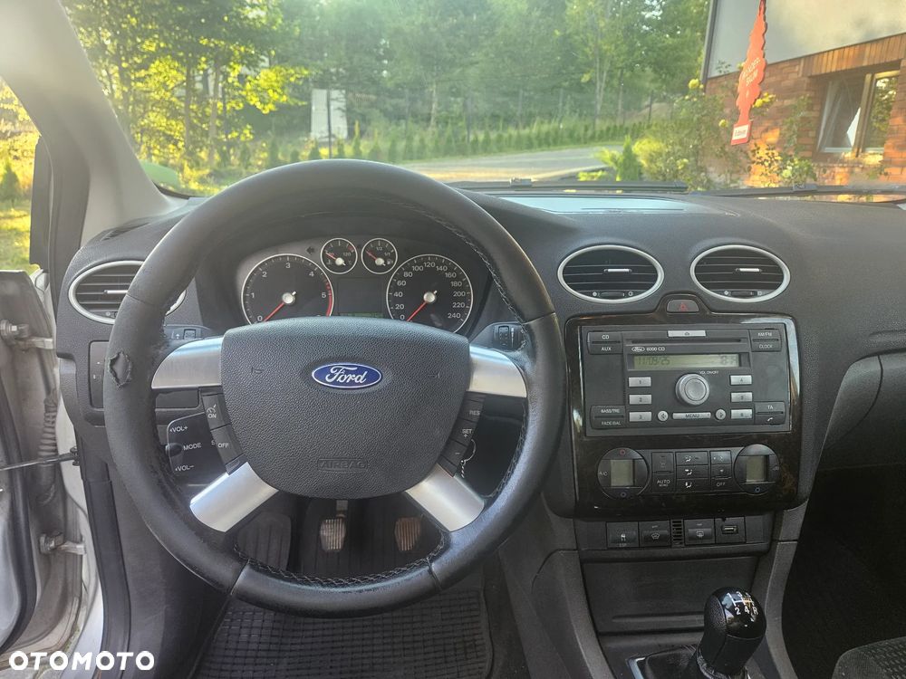 Ford Focus 1.8 TDCi Ghia - 12