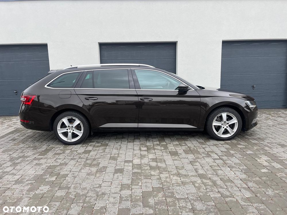 Skoda Superb 1.6 TDI GreenLine - 7
