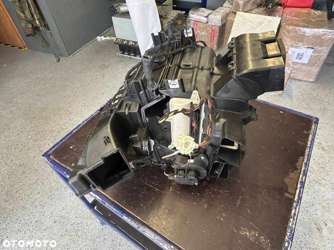 AUDI A4 B9 NAGRZEWNICA EUROPA 8W1816005J - 6