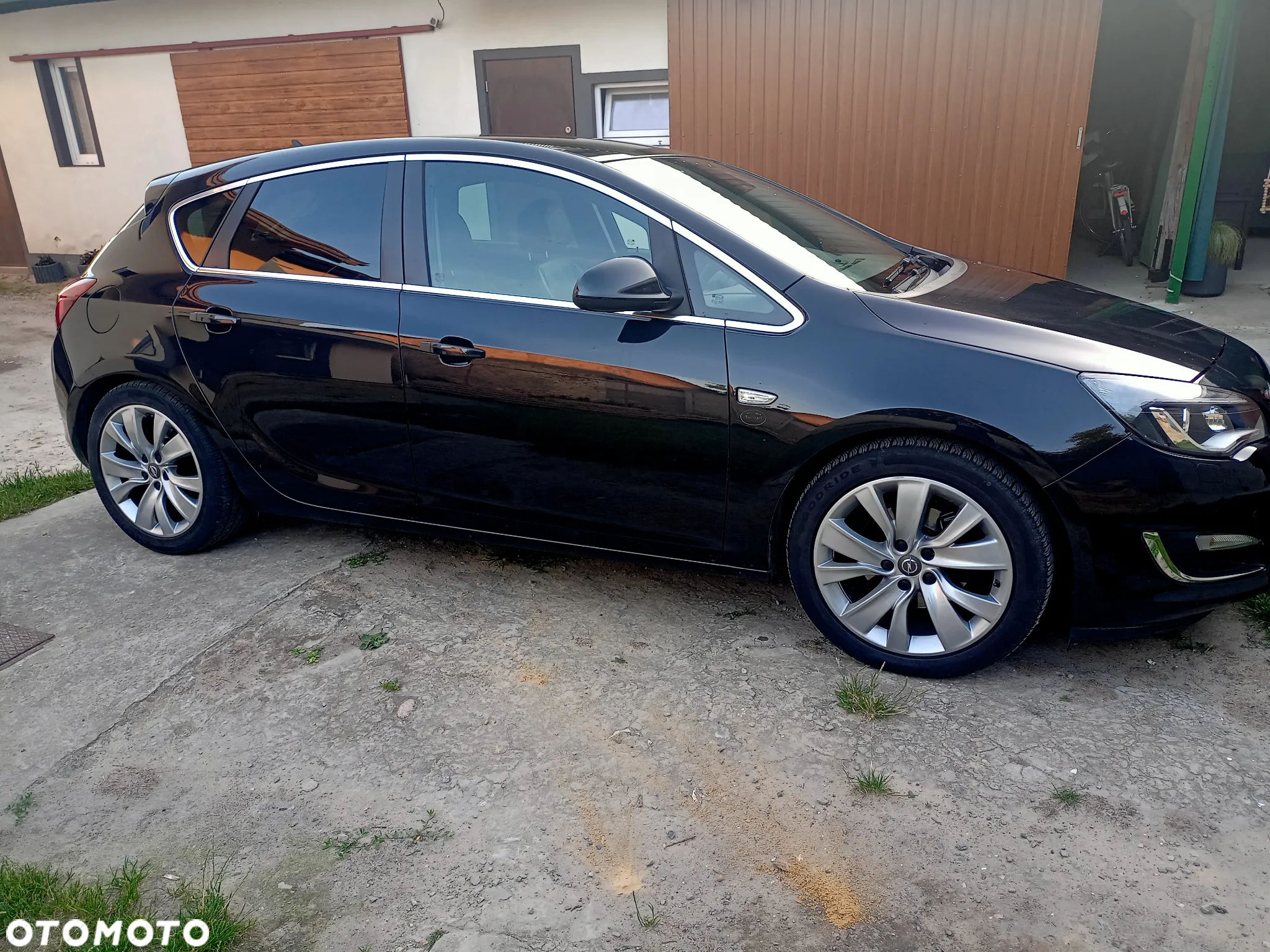 Opel Astra IV 2.0 CDTI Cosmo - 15