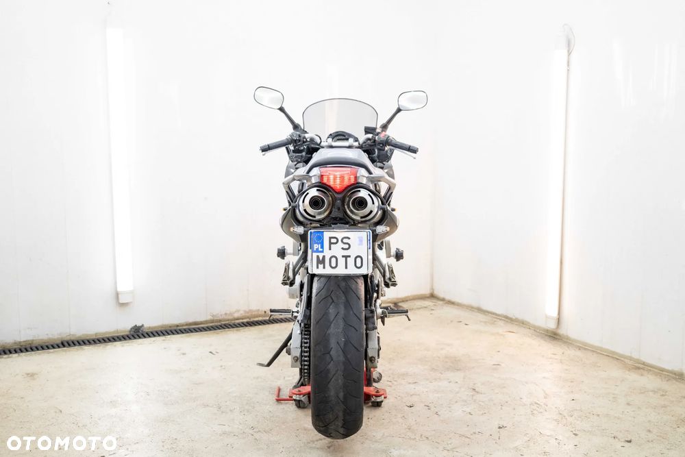 Yamaha FZ6 - 8