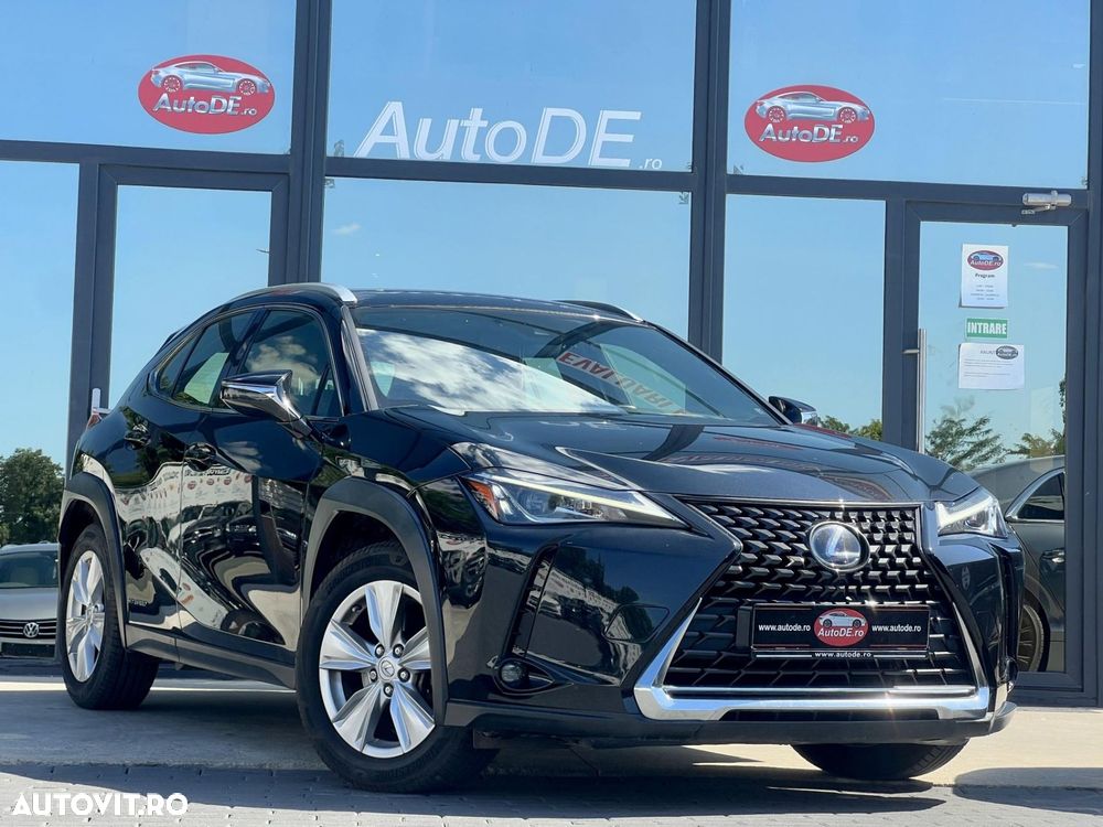 Lexus UX - 3