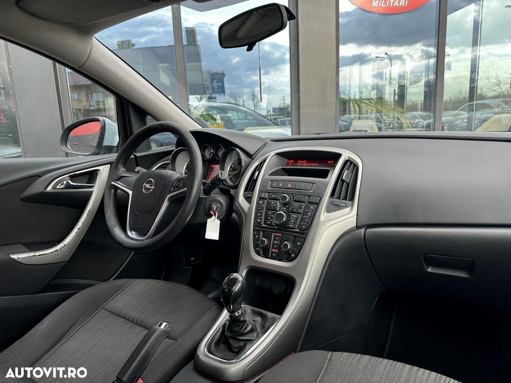 Opel Astra - 9