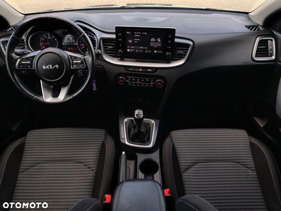 Kia Ceed - 18