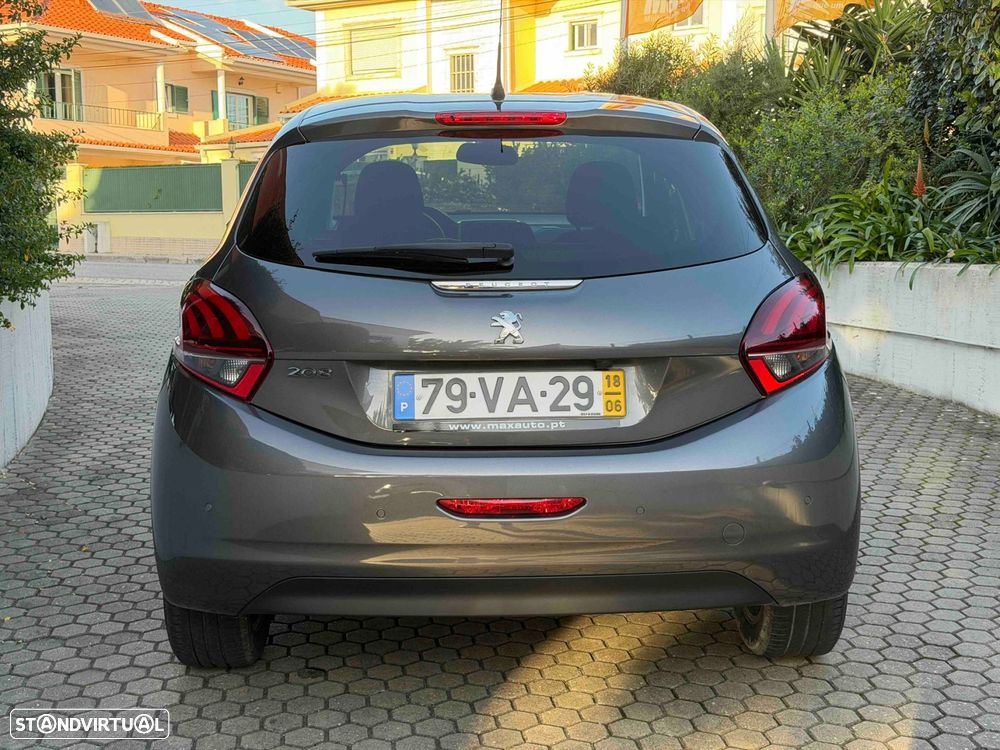 Peugeot 208 1.6 BlueHDi Style - 23