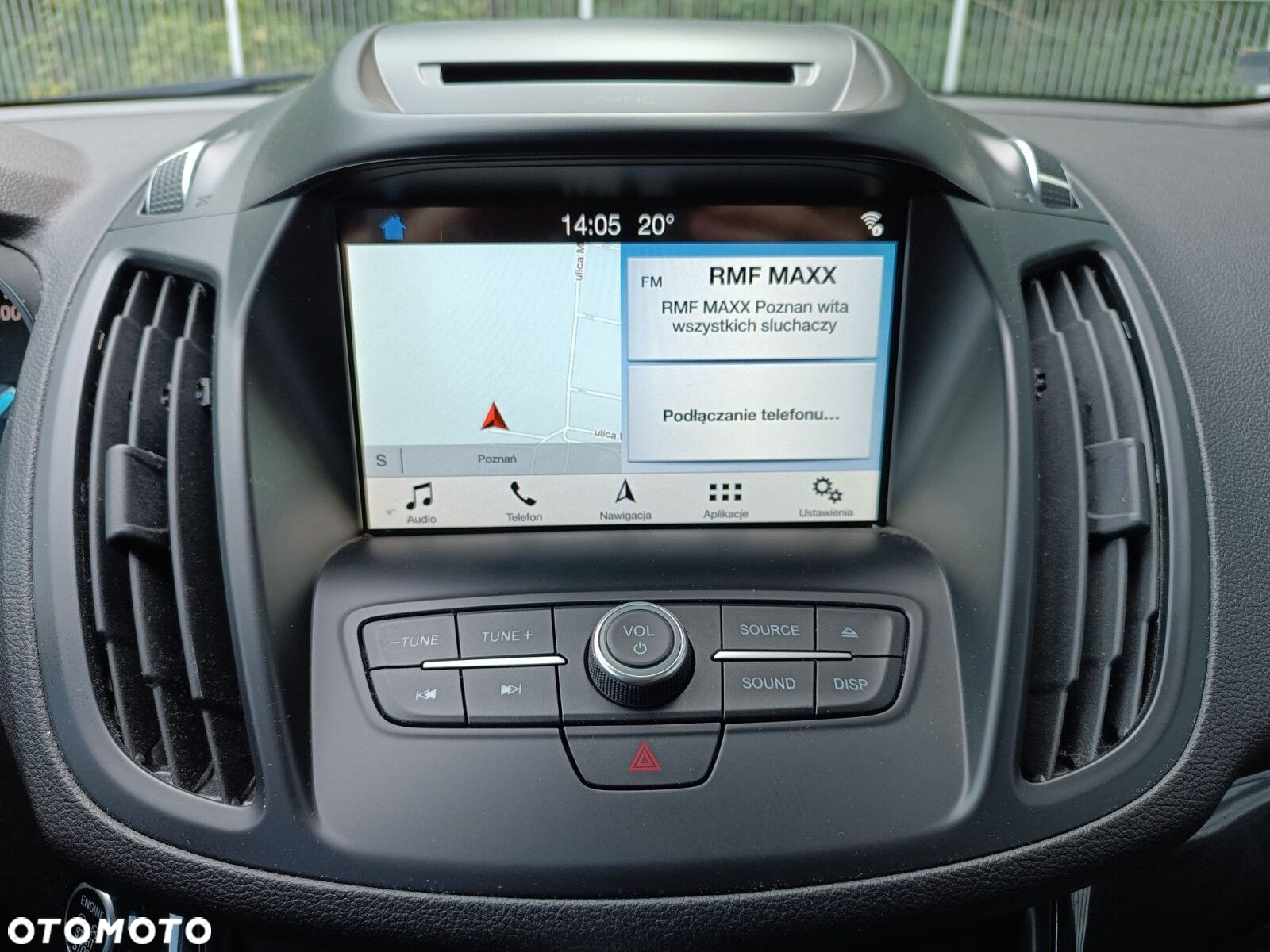 Ford Kuga - 21