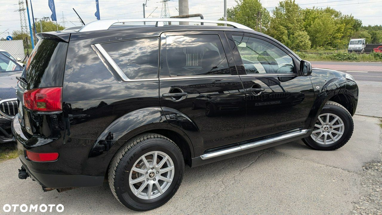 Peugeot 4007 - 7