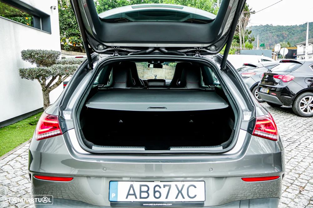 Mercedes-Benz CLA 180 d Shooting Brake AMG Line Aut. - 15